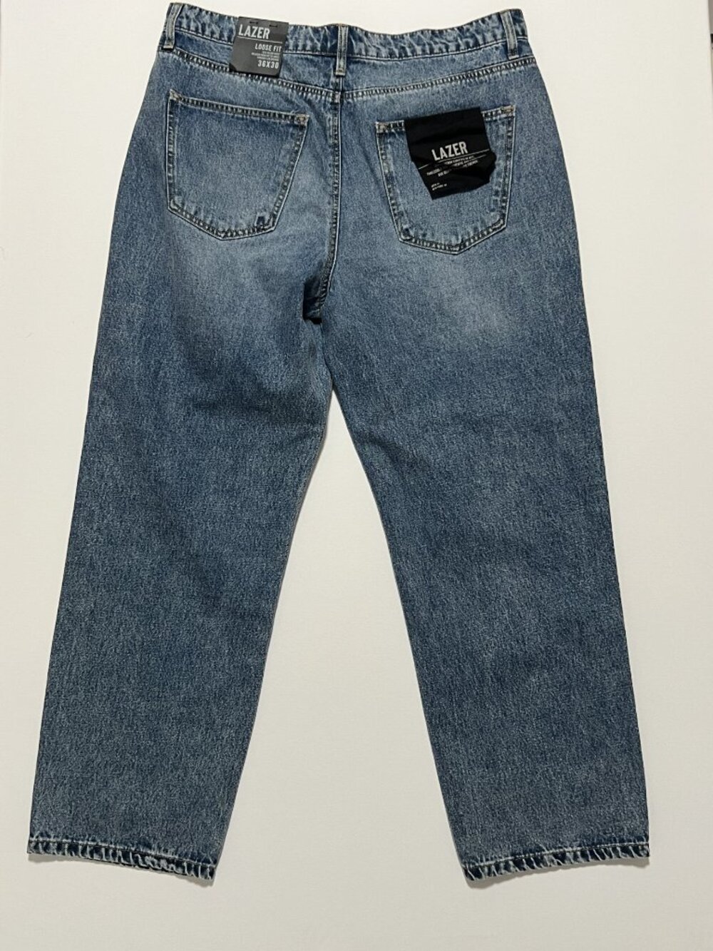 Lazer Jeans *NWT Loose Fit Medium Wash Straight Leg Blue Denim Men's size 36x30 - Picture 6 of 8